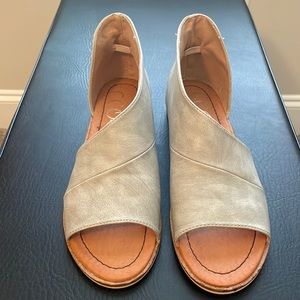 Ccocci light grey sandals, size 8